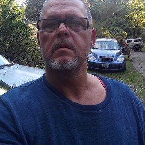 Meet your Posher, Bruce